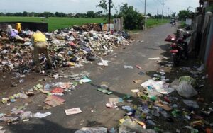 Ternyata Ini Penyebab Penumpukan Sampah di Komplek Rusunawa Pemalang.