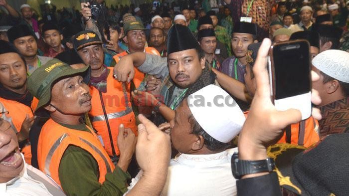 Ricuh! Peserta asal Riau dan Pimpinan Sidang Pleno Muktamar Diamankan Banser