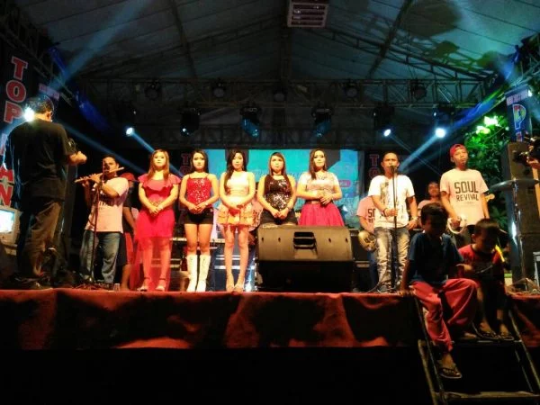 Orkes Dangdut Planet Guncang Desa Tumbal