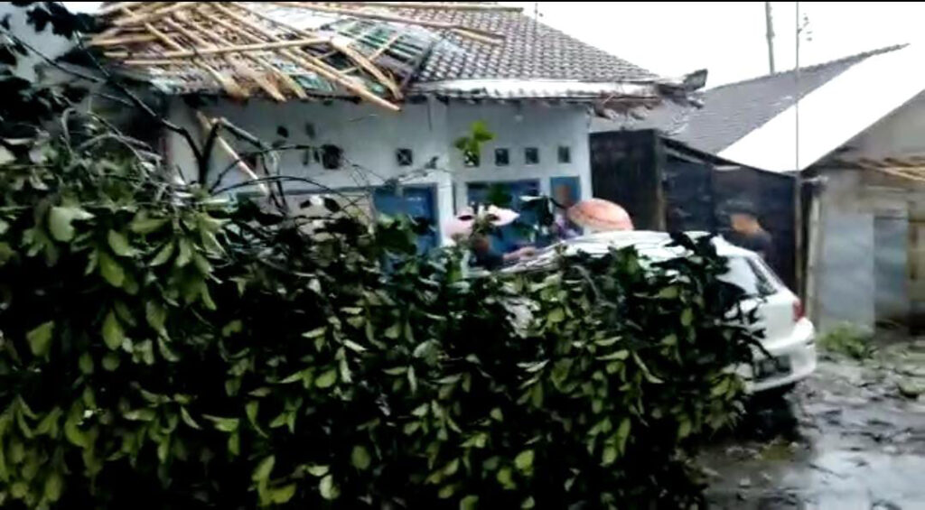 14 Rumah di Pemalang Rusak Dihantam Angin