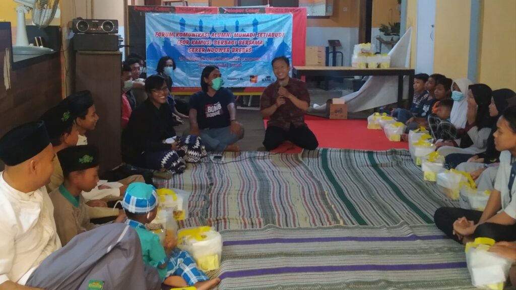 Ditengah Pandemi Covid-19, Alumni UMUS Santuni Anak Yatim Piatu