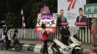 Bupati Pemalang Tersangka, “Wonge” Agung Beri Karangan Bunga untuk KPK