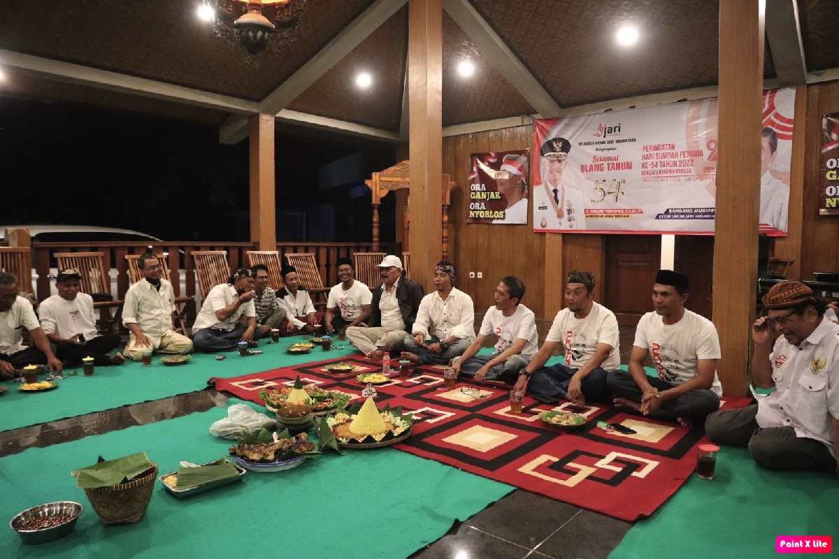 Relawan Ganjar Kumpul di Makam Pangeran Benowo, Ada Apa  ?