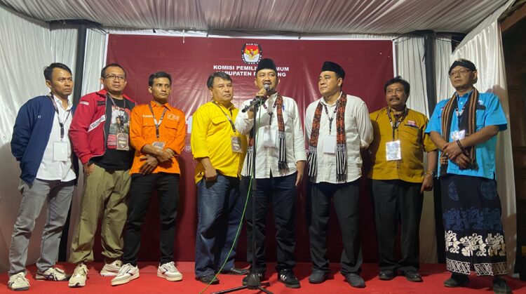 Daftar ke KPU Anom Nurkholes Bawa Paradigma Baru untuk Pemalang