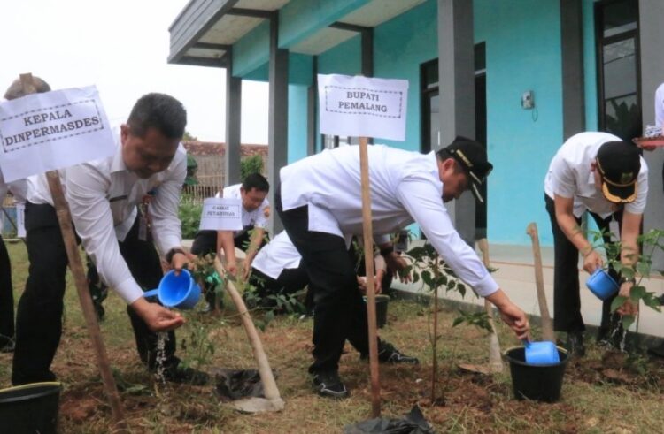 Hari Desa Nasional, Pemkab Pemalang Tanam Tumbuhan Pangan