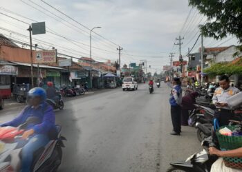 Dishub Pemalang Mulai Tertibkan Parkir Tepi Jalan