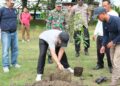 Blusukan Bupati ke Gongseng, Tanam Pohon dan Minta Jaga Alam